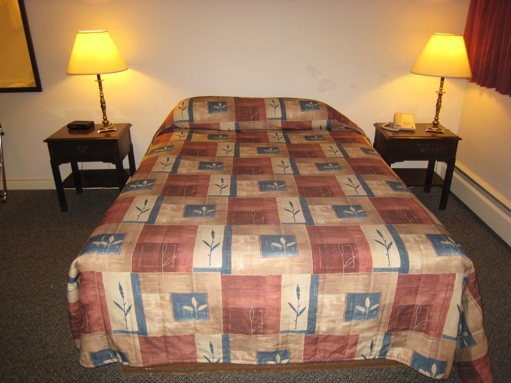 Downtowner Motor Inn Creston Pokój zdjęcie