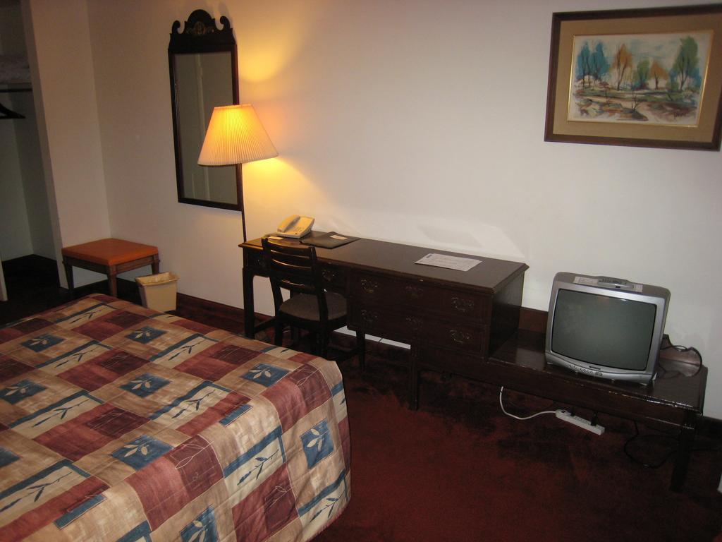 Downtowner Motor Inn Creston Pokój zdjęcie