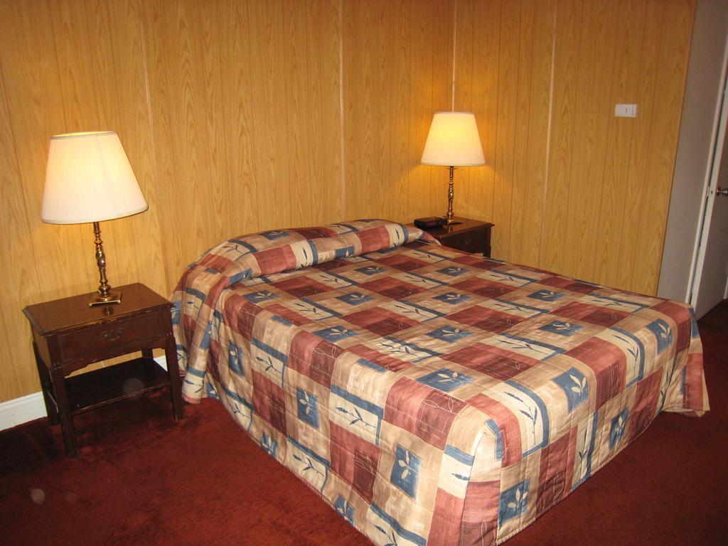 Downtowner Motor Inn Creston Pokój zdjęcie