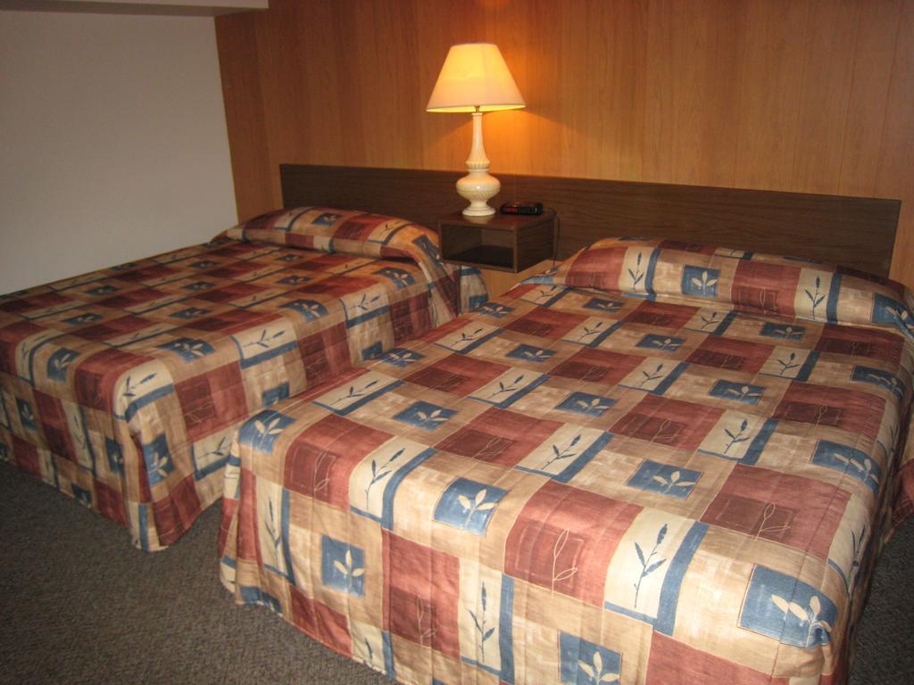 Downtowner Motor Inn Creston Pokój zdjęcie