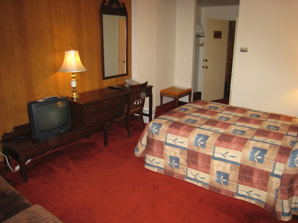 Downtowner Motor Inn Creston Pokój zdjęcie