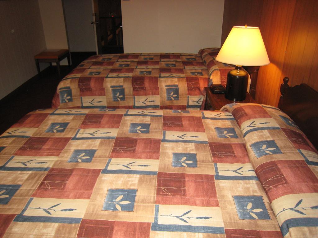 Downtowner Motor Inn Creston Pokój zdjęcie