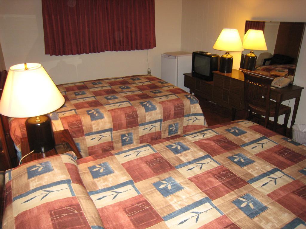 Downtowner Motor Inn Creston Pokój zdjęcie