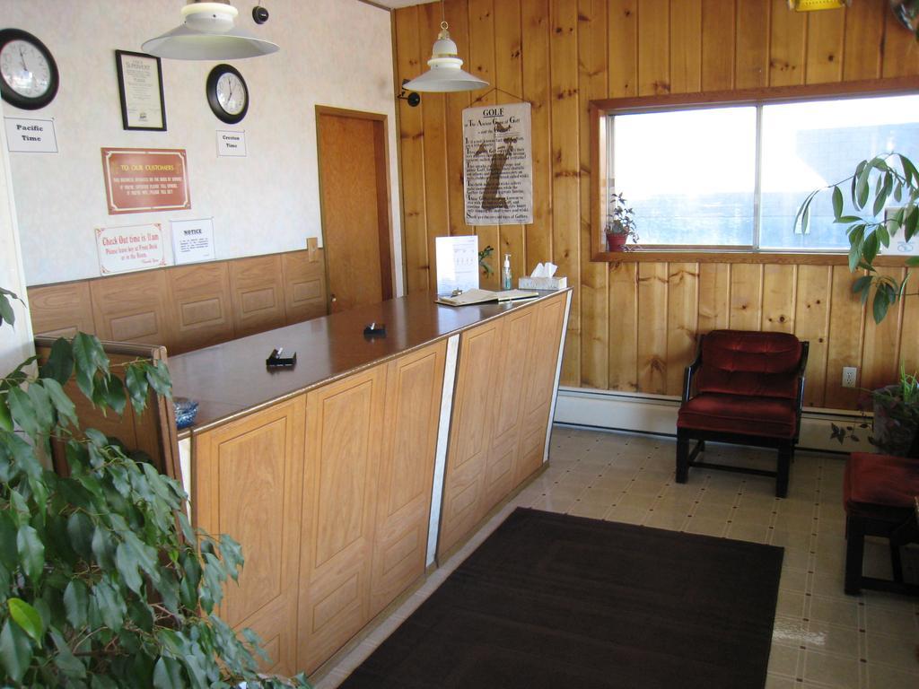 Downtowner Motor Inn Creston Zewnętrze zdjęcie