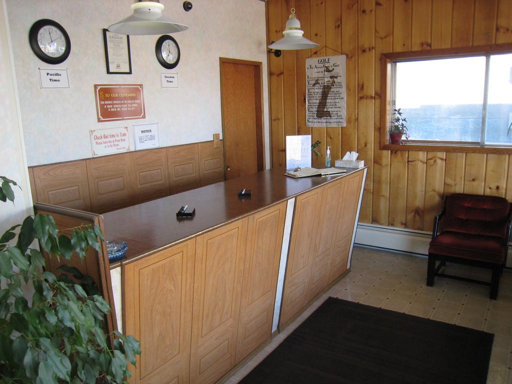 Downtowner Motor Inn Creston Zewnętrze zdjęcie