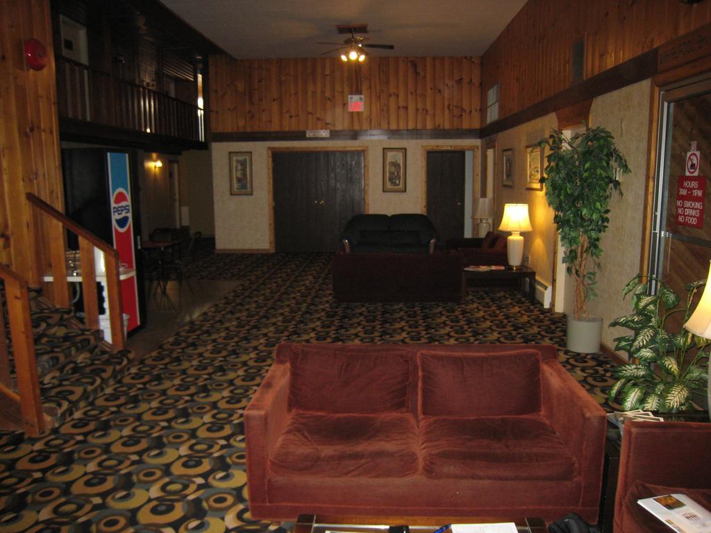 Downtowner Motor Inn Creston Zewnętrze zdjęcie