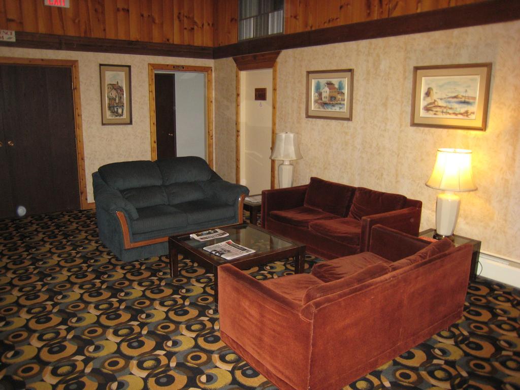 Downtowner Motor Inn Creston Zewnętrze zdjęcie